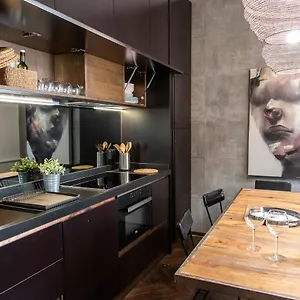 Ponte Vecchio Luxury And Stylish Apartamento Florença
